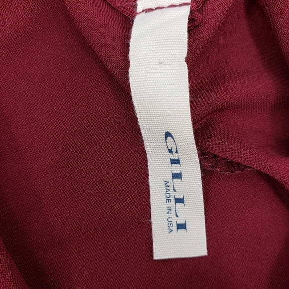 GILLI Lattice Detail Burgundy Tunic Top - Picture 9 of 9